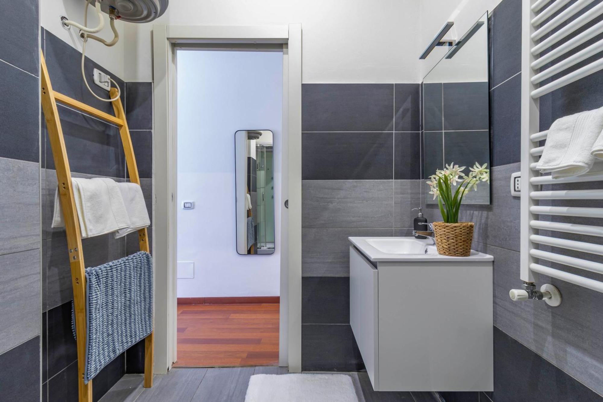Stradivarius House - Carozzi Apartments ミラノ エクステリア 写真