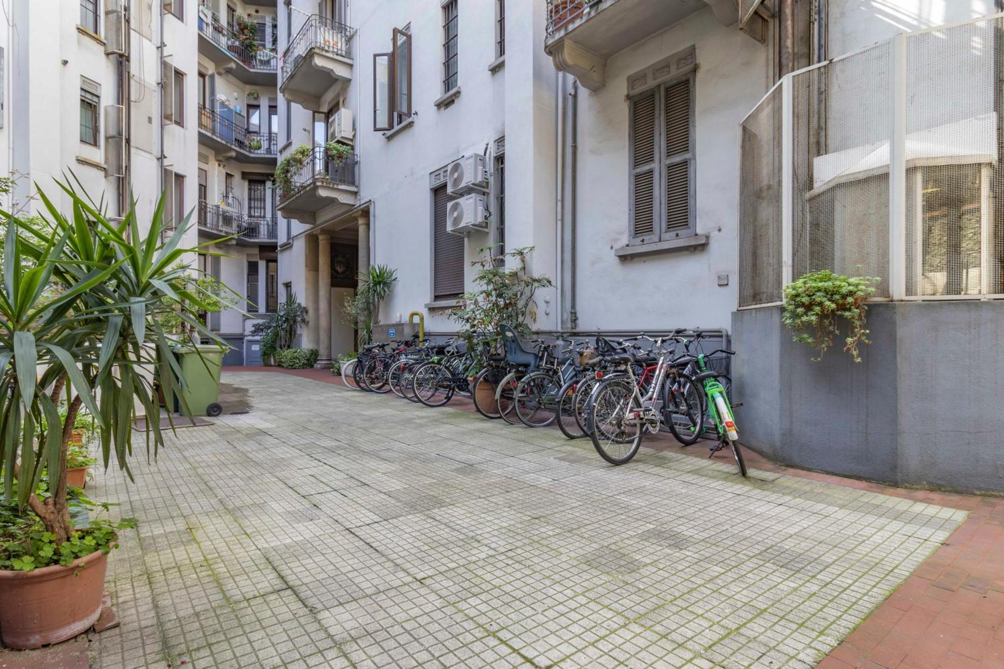 Stradivarius House - Carozzi Apartments ミラノ エクステリア 写真