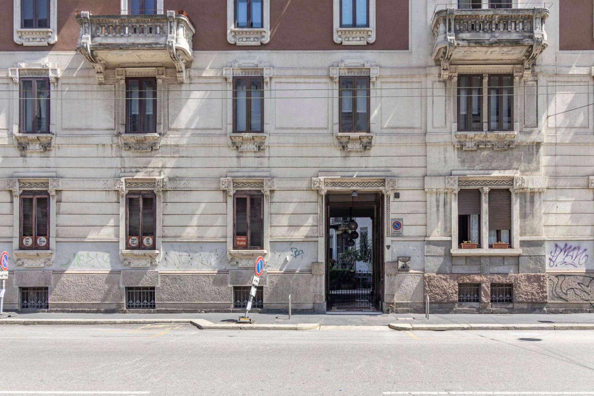 Stradivarius House - Carozzi Apartments ミラノ エクステリア 写真